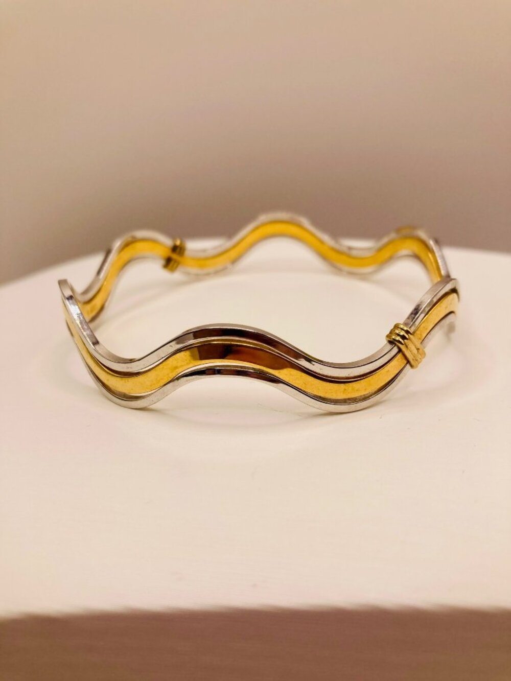Vintage Avon 1978 Two-Tone Gold & Silver Wavy Bangle Bracelet -66B